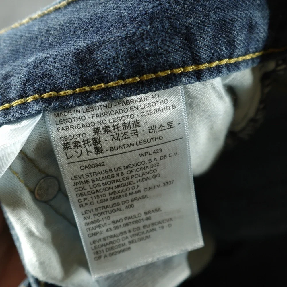 Levi's Jeans Mens 36x34 Blue 559 Relaxed Straight Leg Medium Wash Denim